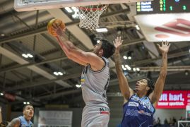 Medipolis SC Jena Eisbaeren Bremerhaven 10102021 00025